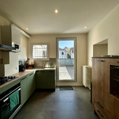 Maison 3 Chambres, 4 Lits - 8 Personnes, Cordeliers *